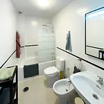 Apartamento El Paraiso, 3 Bed 2 Bath, 300m From The Sea