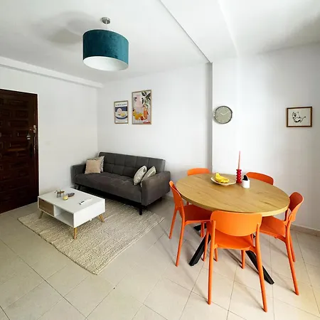 Apartamento El Paraiso, 3 Bed 2 Bath, 300m From The Sea *