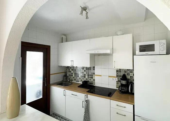 شقة El Paraiso, 3 Bed 2 Bath, 300m From The Sea *