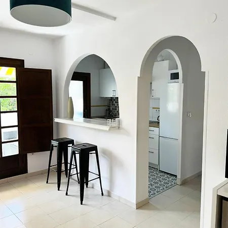 El Paraiso, 3 Bed 2 Bath, 300m From The Sea 또레비에하